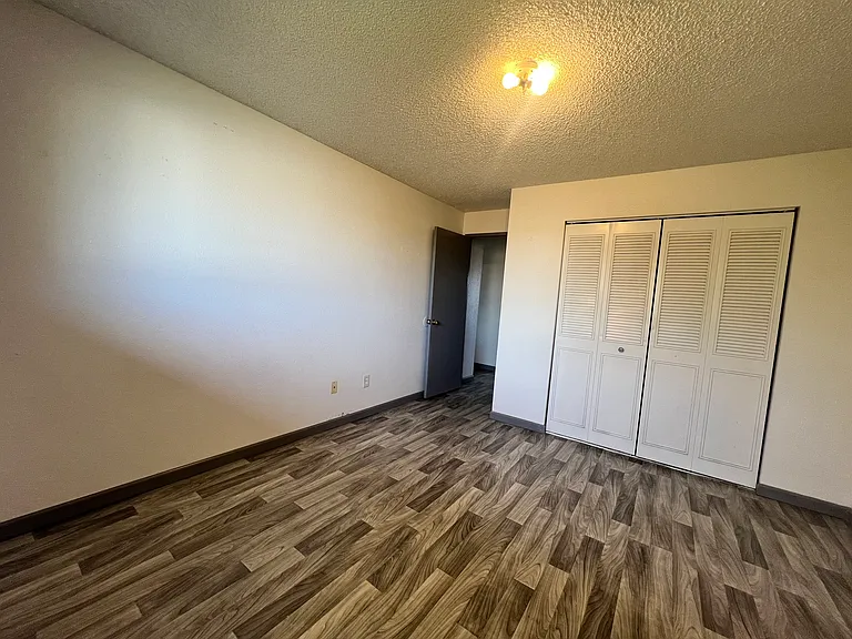 1102 N Cleveland St #D — Photo 6