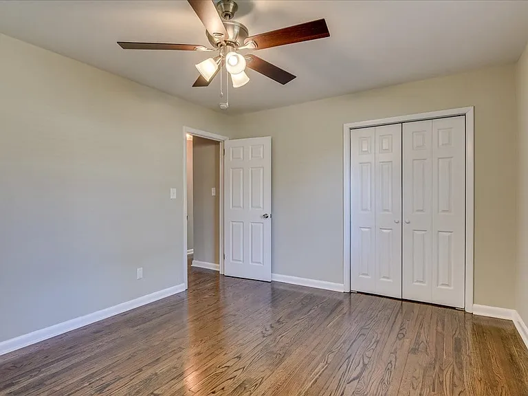 1202 Oakdale Rd — Photo 22