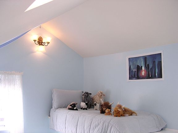 Loft/office/small BR