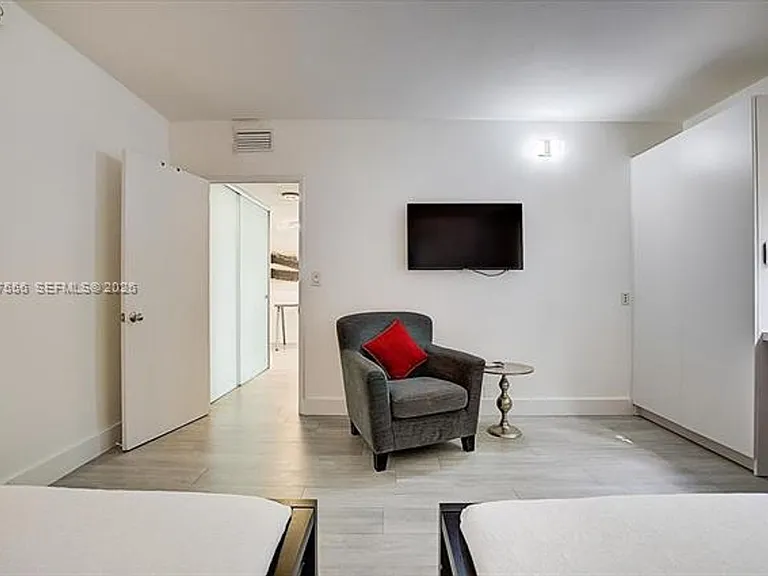 101 Crandon Blvd #276 — Photo 30
