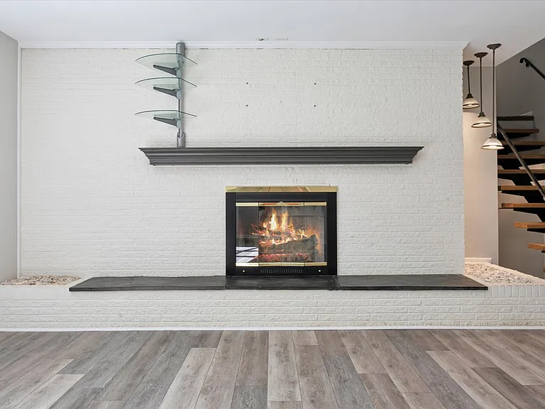 112 Leslie Dr — Photo 27