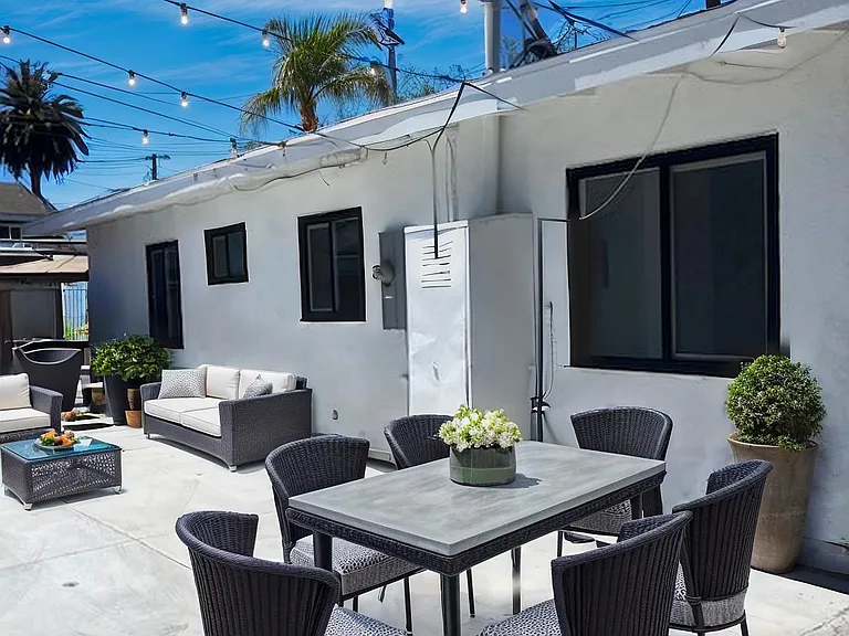 2414 Santa Ana Ave #A — Photo 9
