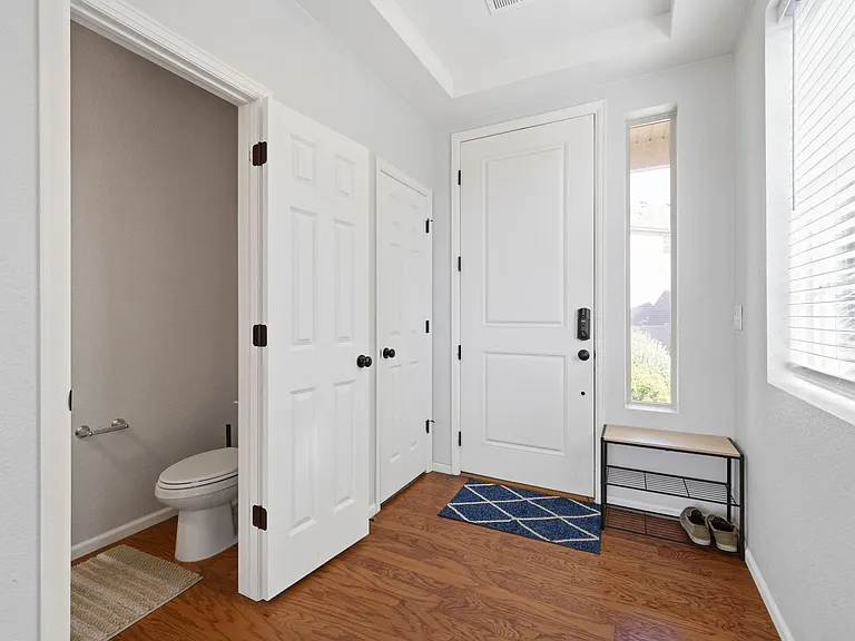 3769 Summerwood Way — Photo 4