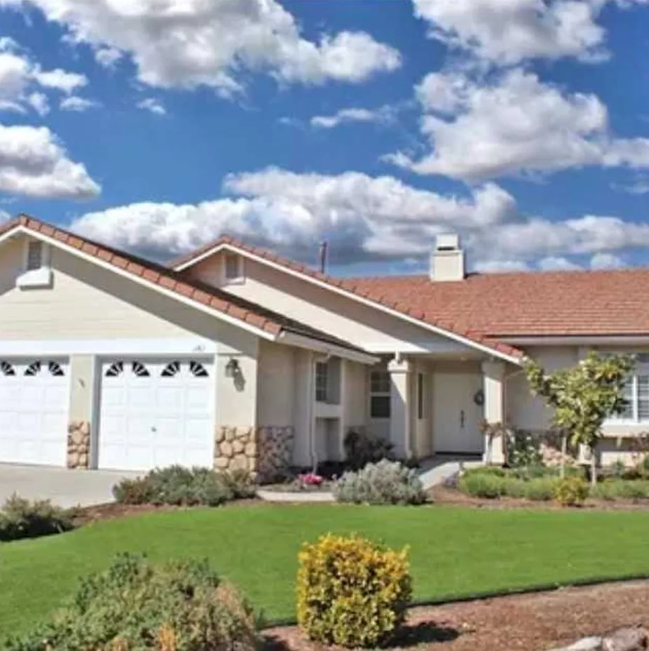 3 bed, 2007 sqft, $1,200 — Photo 1