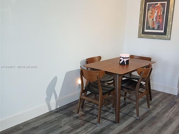 4th image of 1000 SW 10th Ter APT 17P