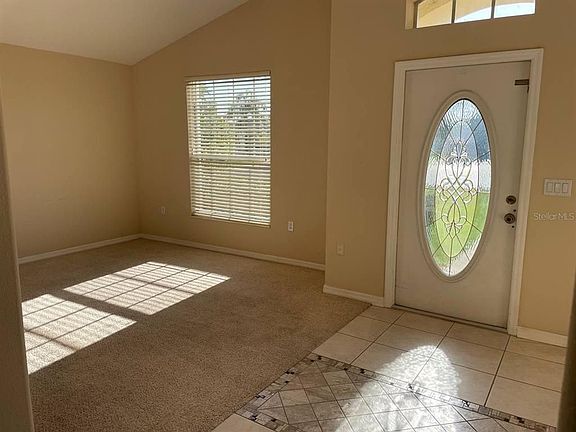 3rd image of 27 Laramie Dr