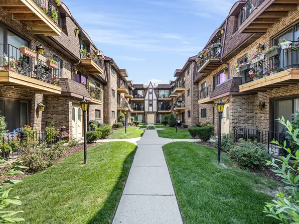 6441 N Northwest Hwy #1B, Chicago, IL 60631