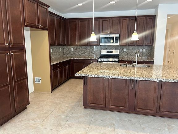 4th image of 1850 Cascade Stable Dr