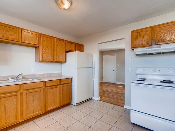 3rd image of 10705 W 48th Ave