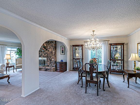 3rd image of 4587 Monaco Ct