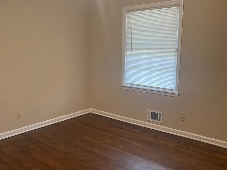 808 S Nottingham Rd — Photo 7