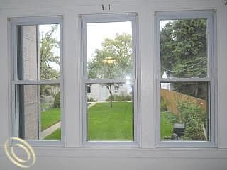 5th image of 1160 Maryland St