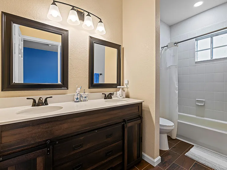 8313 Santa Monica Ter #8313 — Photo 8