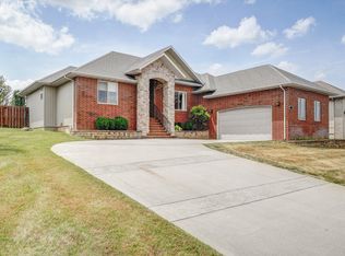 629 N Alexandria St, Nixa, MO 65714