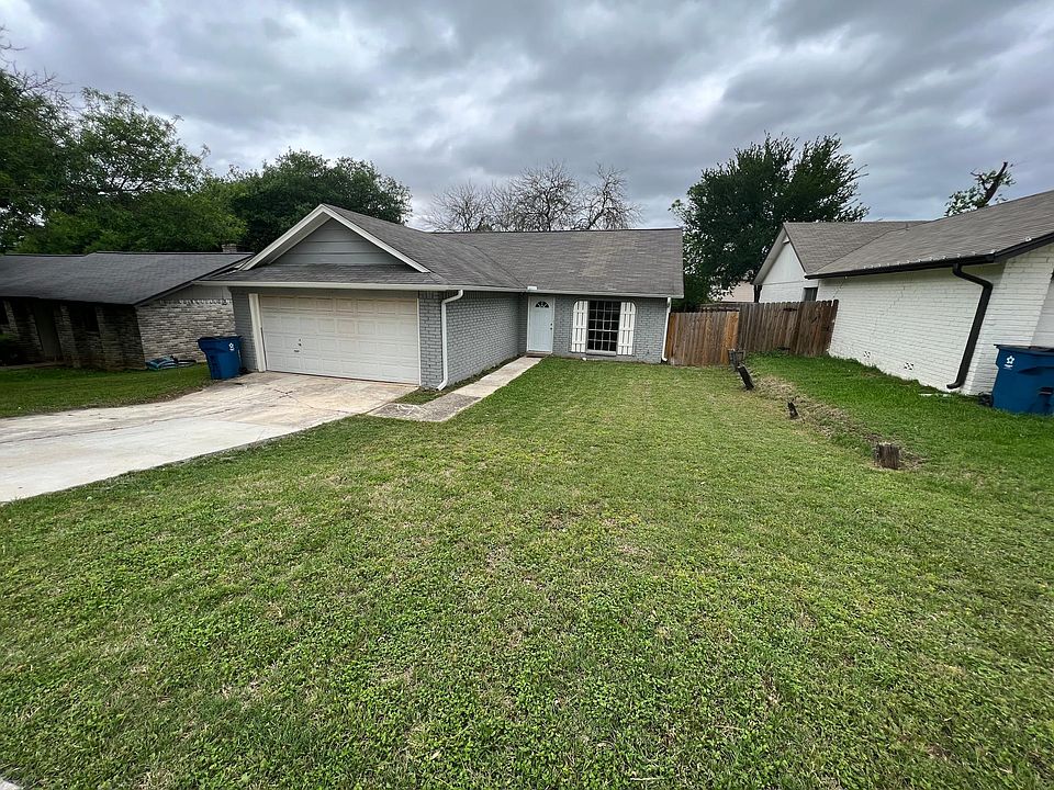 1st image of 3405 Cliffside Dr