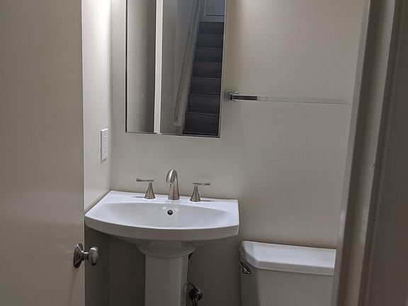 5th image of 2322 Williams St