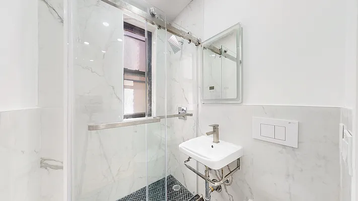 Rented by Brighton Management | media 13