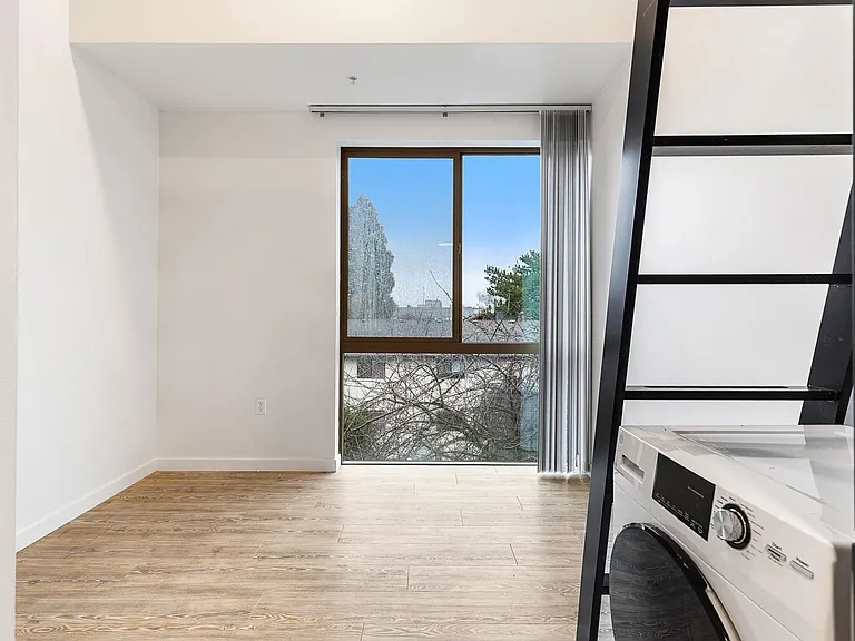 Karsti Apartments — Photo 34