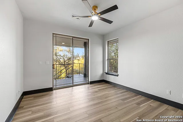 141 Oak Shores Dr — Photo 24