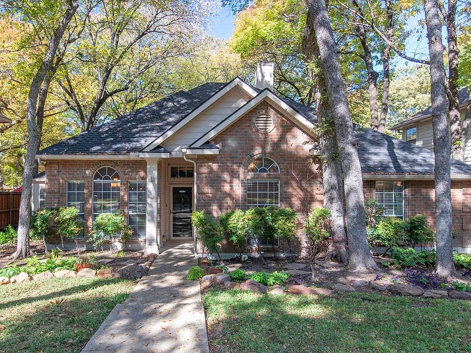 1st image of 817 Singing Hills Dr