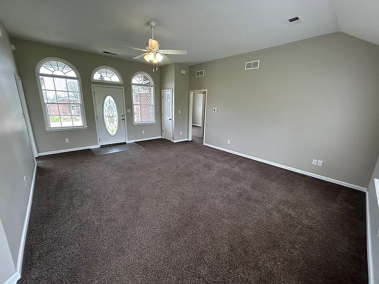 200 Weil Ln #2 — Photo 3