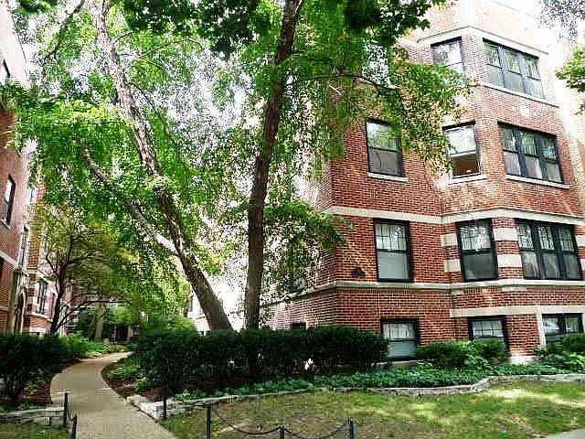 1st image of 726 Hinman Ave