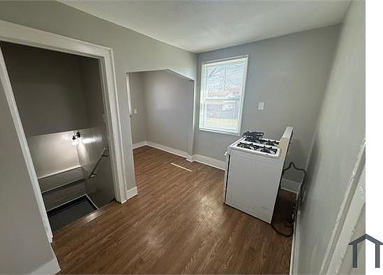 5th image of 5262 Dickerson St