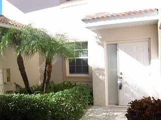 2nd image of 680 Luisa Ln APT 1