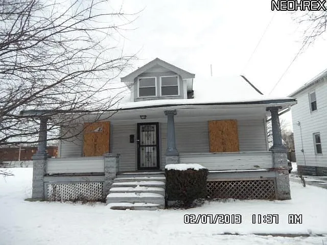 3515 E 108th St photo 1