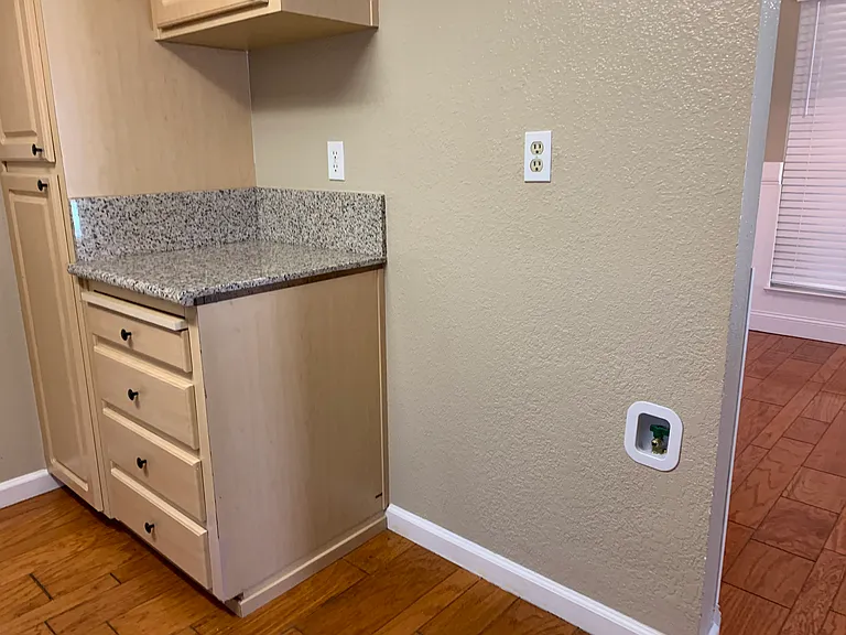 445 Magnolia Ln — Photo 4