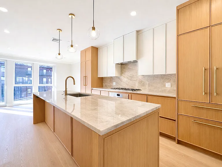 144 Worcester St #3 — Photo 4