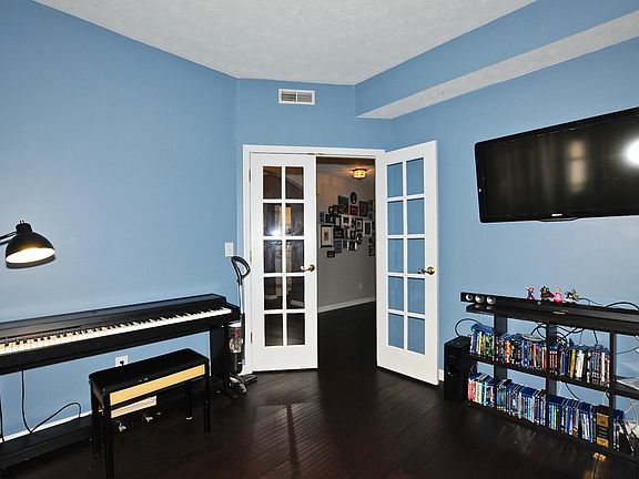 4th image of 8596 Holm Mountain Cir