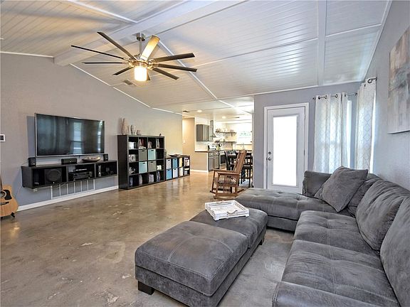 5th image of 5803 Avery Island Ave