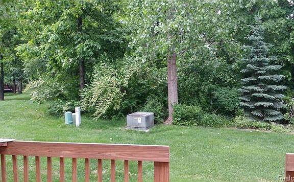 2nd image of 7701 Rivergate Dr #60