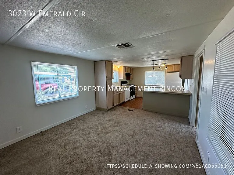 3023 W Emerald Cir — Photo 3