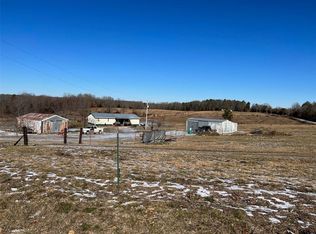 8701 Splitlimb Rd, Raymondville, MO 65555