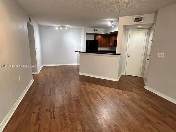 701 Vista Isles Dr, Fort Lauderdale, FL
