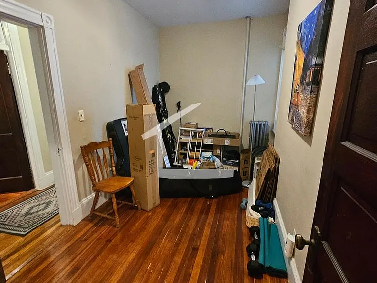 5 Euston St #D1 — Photo 7