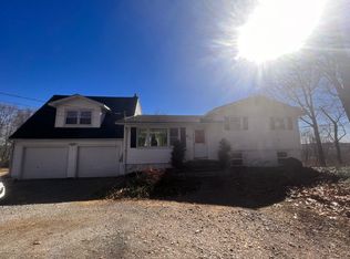 6 Jandee Rd, Danbury, CT 06811