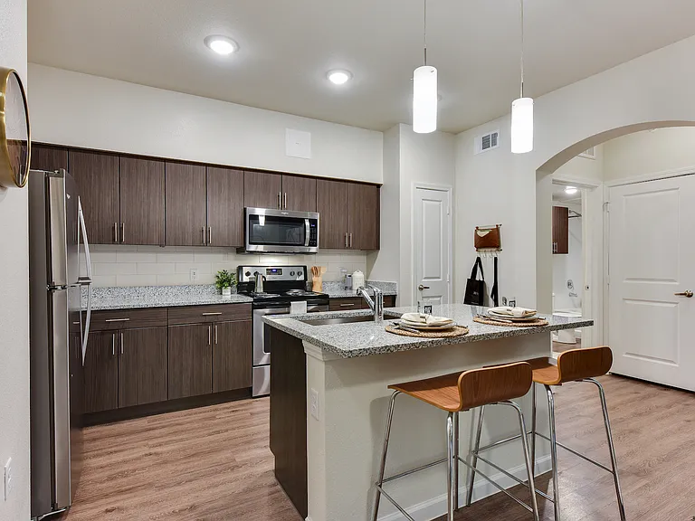 Eastridge — Photo 54