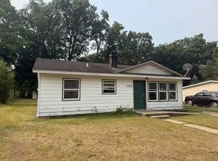 1508 Seville Ave, Kalamazoo, MI 49004
