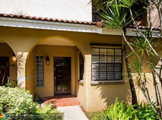 905 SE 12th Ct APT 2, Fort Lauderdale, FL 33316