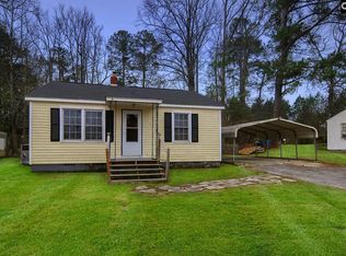 91 Riverside Dr, Lugoff, SC 29078