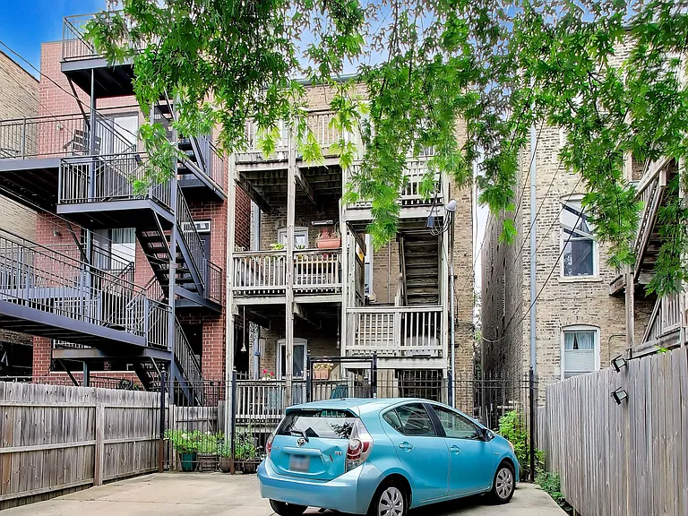1729 W Erie St #2N — Photo 21