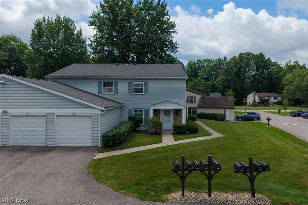 3437 Beaver Trl APT D, Aurora, OH - View 5