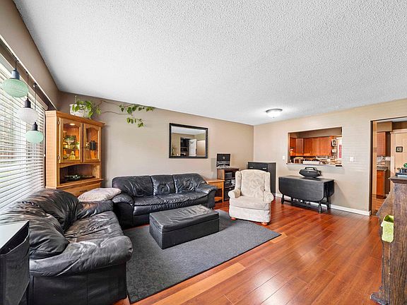 3rd image of 21532 Mayo Pl