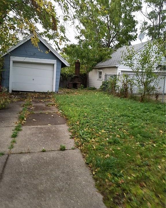 2nd image of 66 Wade Ave