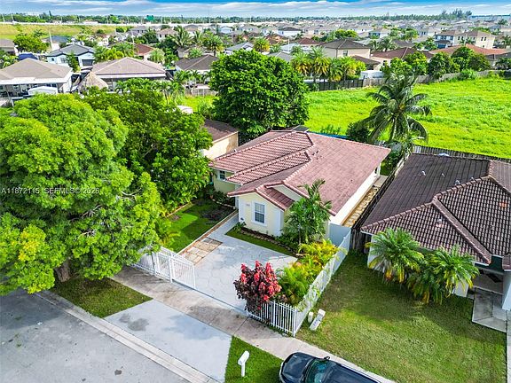 2nd image of 13471 SW 278th Ter