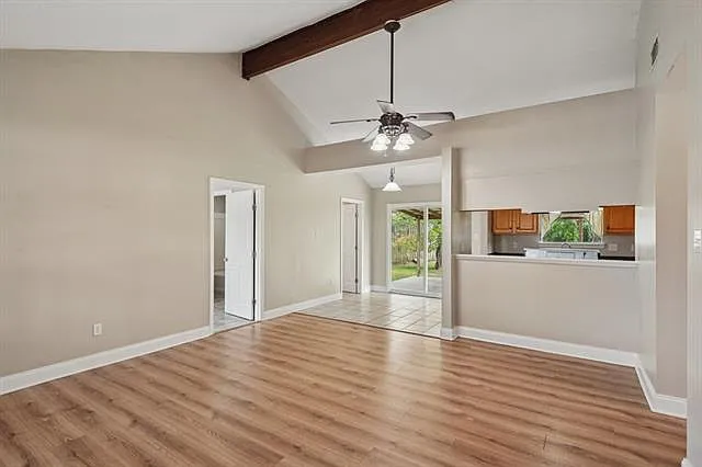 3 bed, 2.0 bath, 1152 sqft, $1,650 — Photo 4