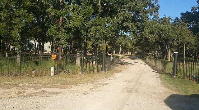 2nd image of 163 Green Fields Dr